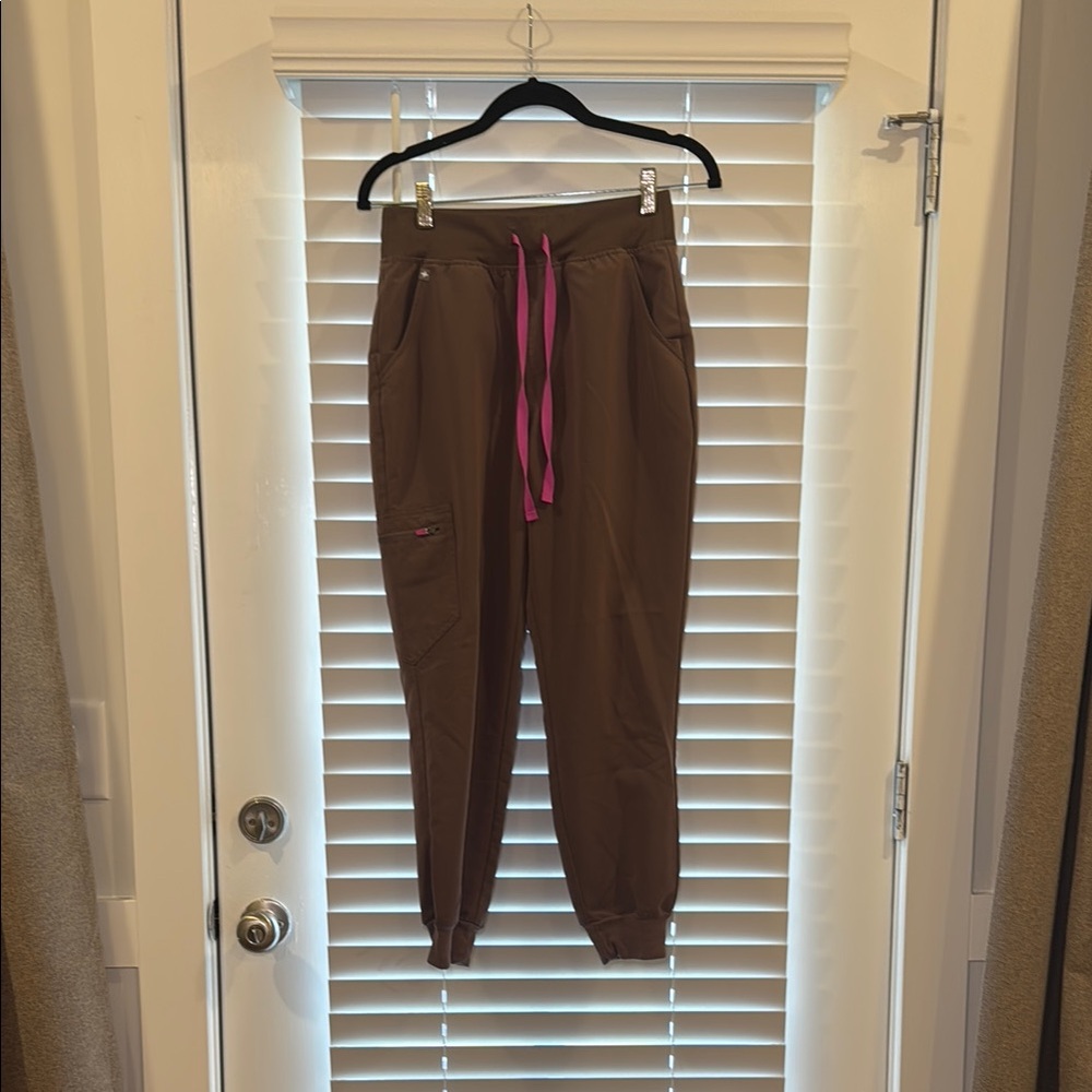 Figs High Waisted Zamora™ Jogger Scrub Pants in Smokey Taupe